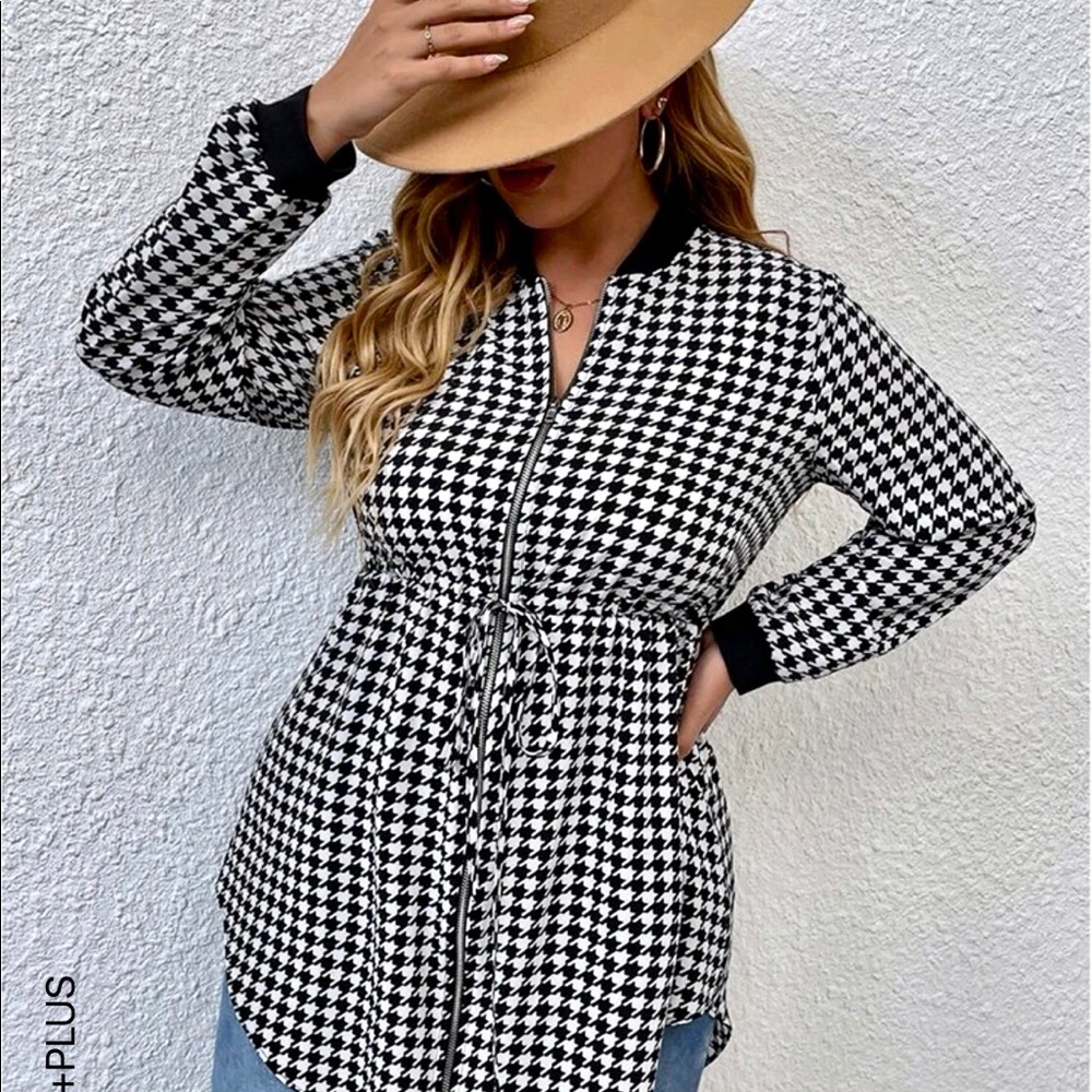 Houndstooth Top